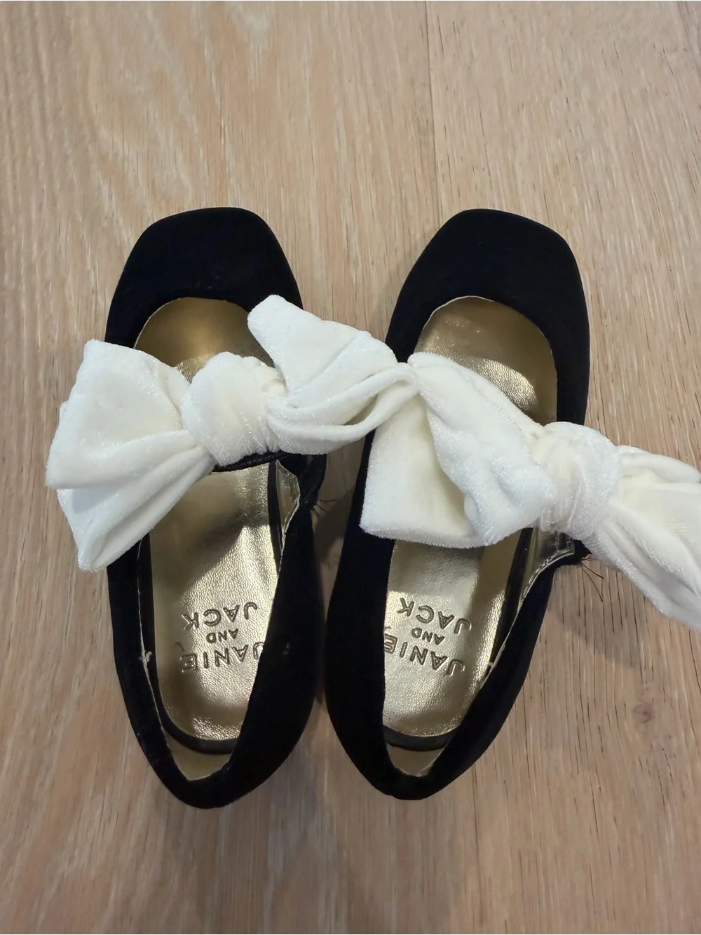 Janie & Jack Black Dress Flats with White Velvet Bow Accent